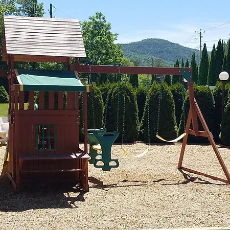Seven Dwarfs Cabins - White Cabin Lake George Exteriér fotografie